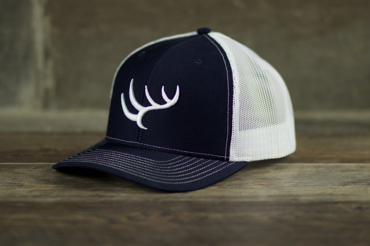 Hunt to Harvest Signature Hat - Navy & White - Hunt to Harvest
