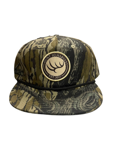 Hunt to Harvest Circle Woven Patch Hat - Tree Stand Rope Hat - Mossy Oak - Hunt to Harvest